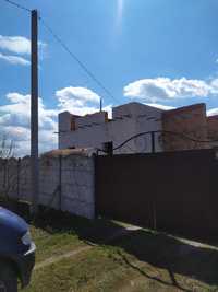 Ділянка з недобудованим будинком у м.Кременчук 49,1037320, 33,4549003