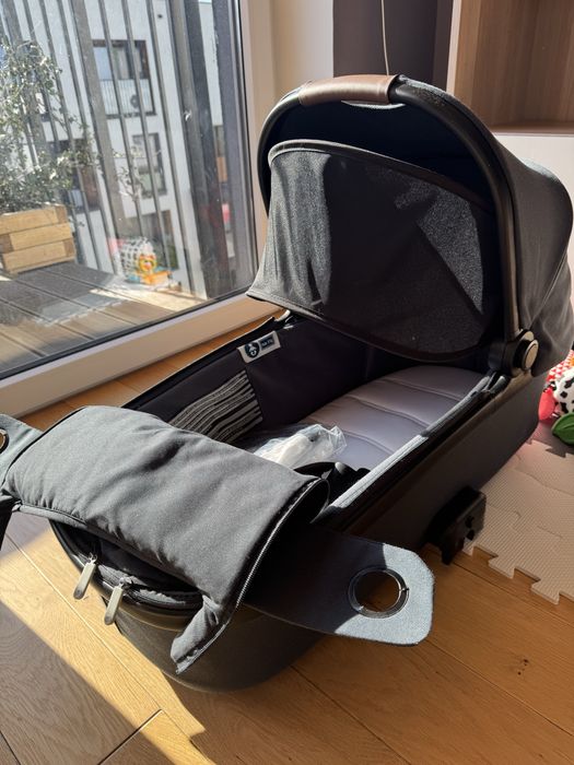 Gondola Maxi Cosi Oria Essential Graphite