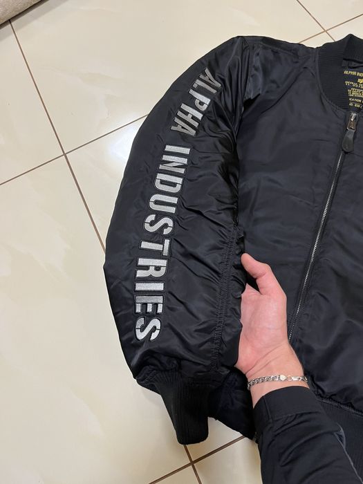Бомбер alpha industries