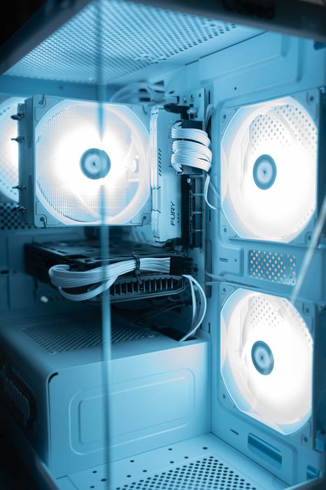 komputer gamingowy rx 6600 | ryzen 5 | SSD M2 | lepszy od laptopa |