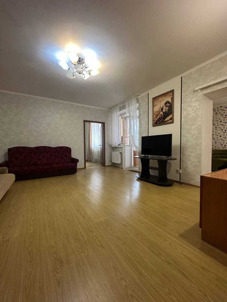 3к.кв с большой кухней