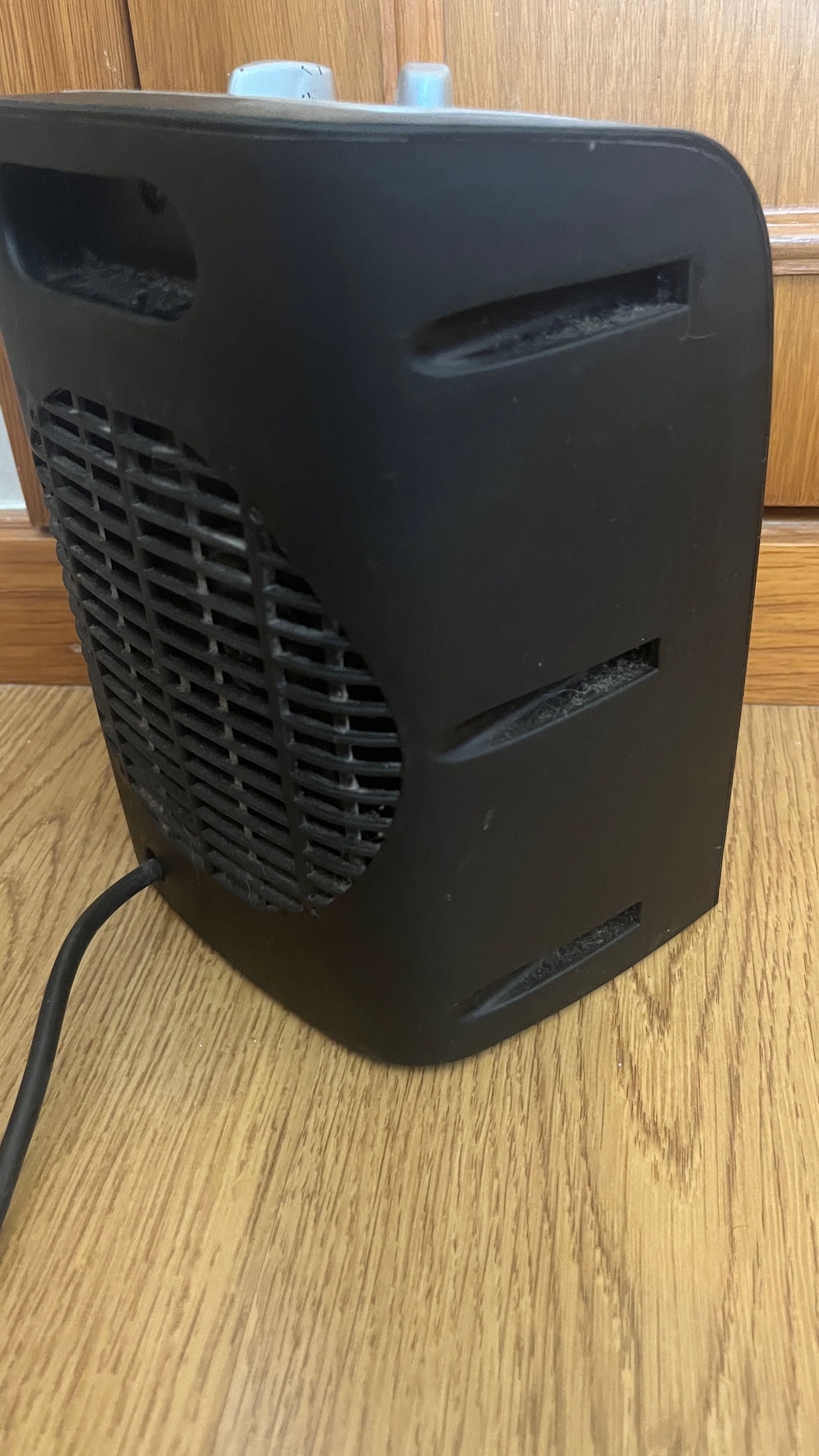 Mini Aquecedor Kunft – compacto e eficaz