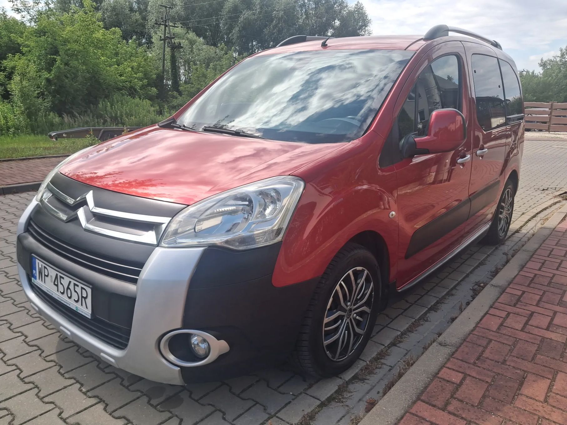 Citroën Berlingo XTR 1,6 HDI Klimatron PDC Reling 5-osób