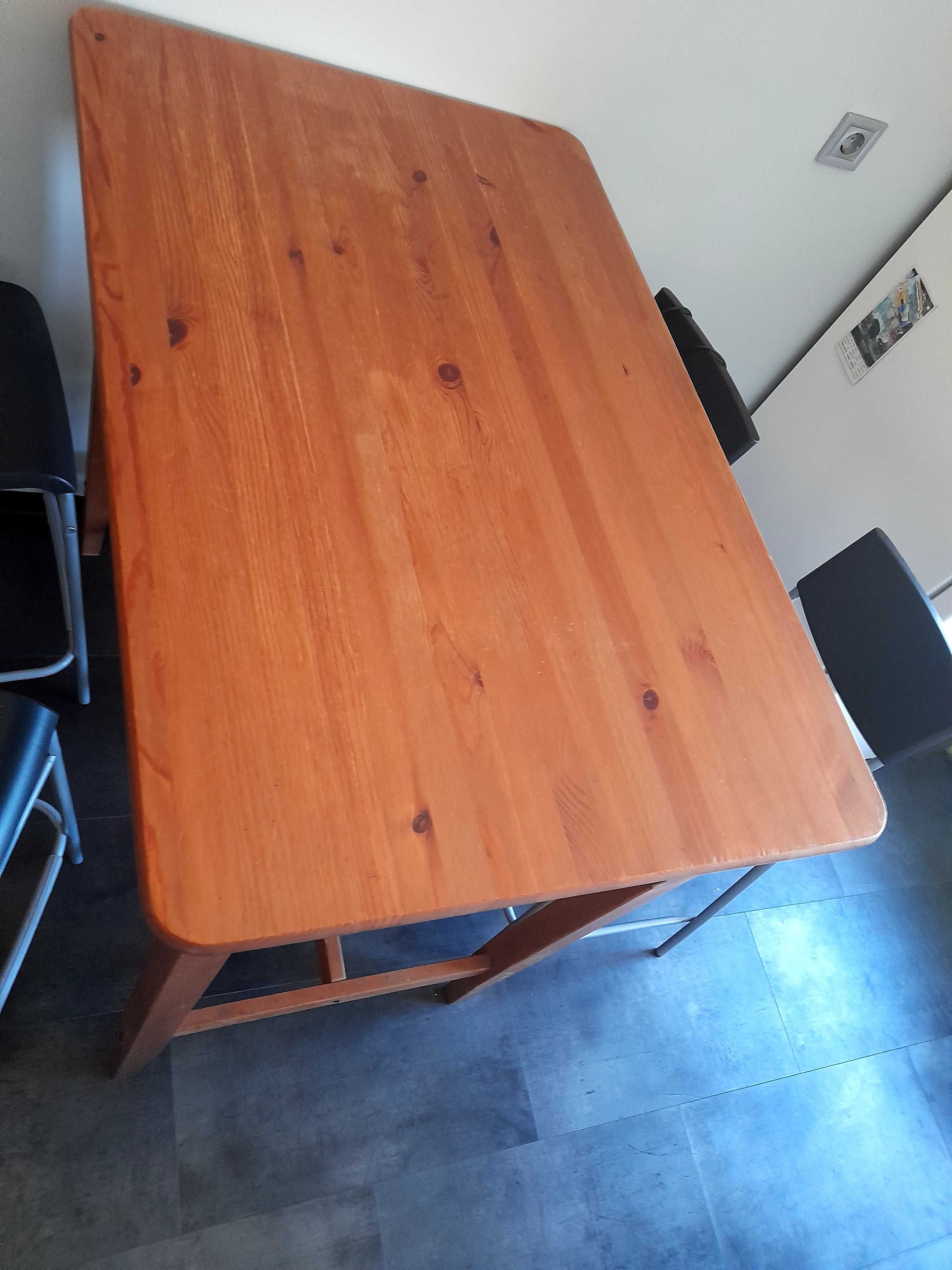 Mesa alta de mandeira