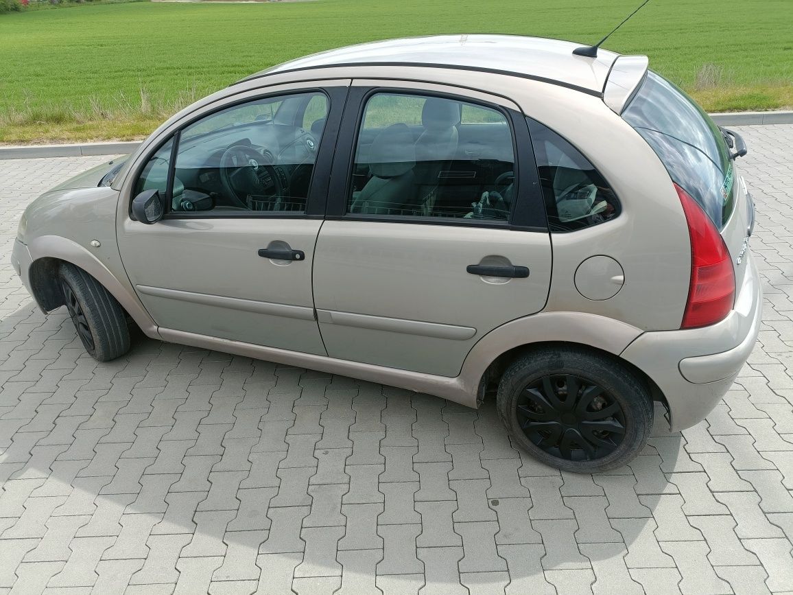 Citroen C3 ekonomiczny 1.4 Świeży przegląd Climatronic kamera tempomat