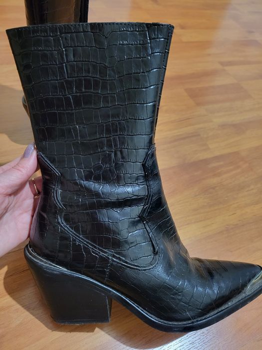 Чоботи козаки жіночі р 38