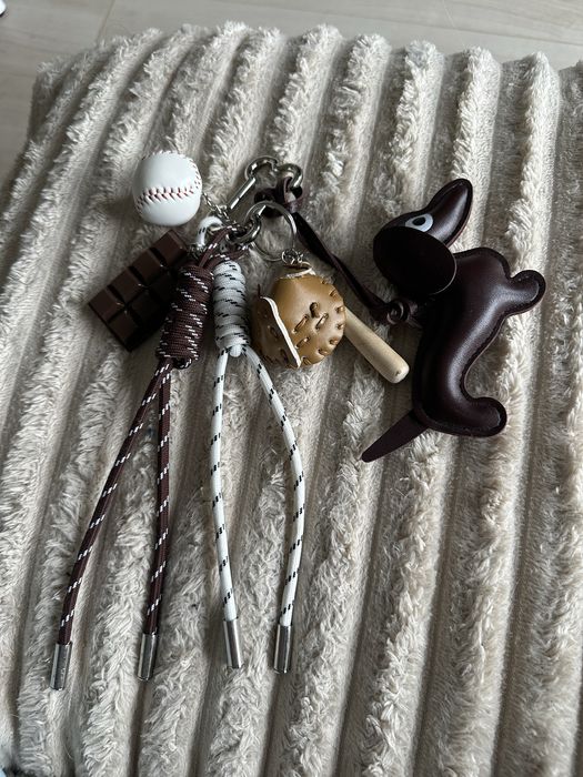 Аксесуар на сумку брелок amica