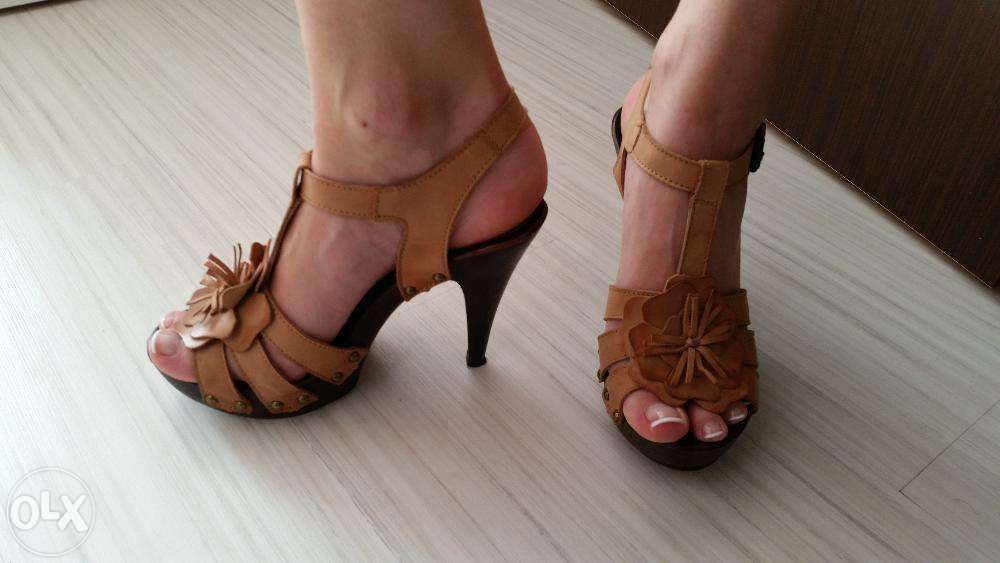 Buty LASOCKI skórzane drewniane sandały jak NOWE