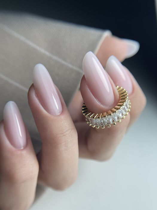 Stylizacja paznokci z dojazdem do klienta !