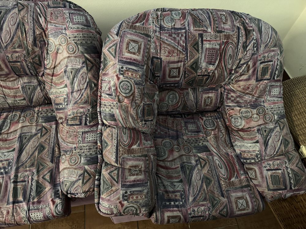 Vendo sofa cama e poltrona