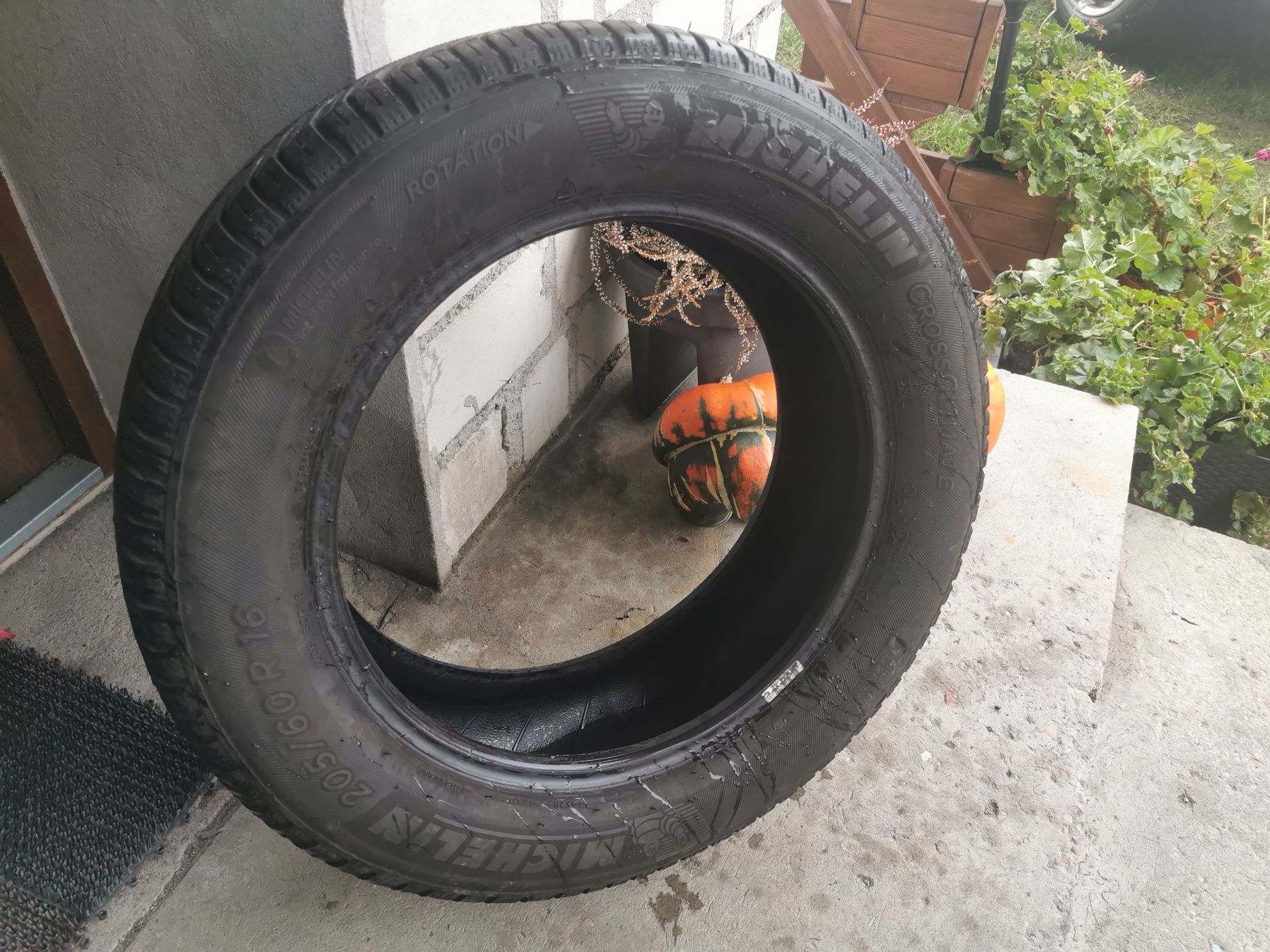 Opona Michelin CrossClimate 205/60R16