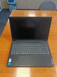 Laptop Lenovo V15 G3 IAP 8 GB / 512 GB czarny
