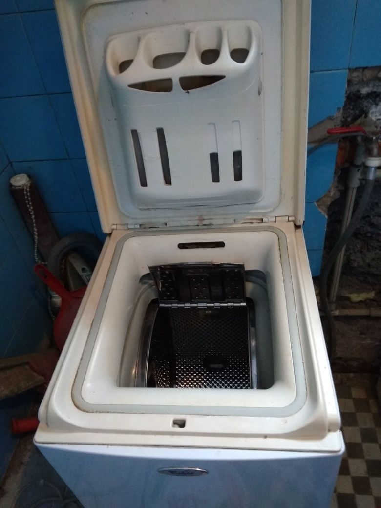 Pralka Whirlpool ładowana od góry
