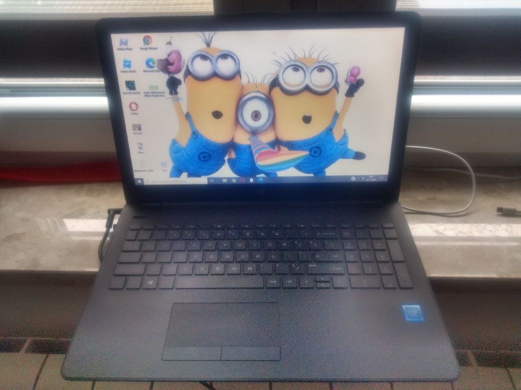 Laptop hp 15-ra048nw