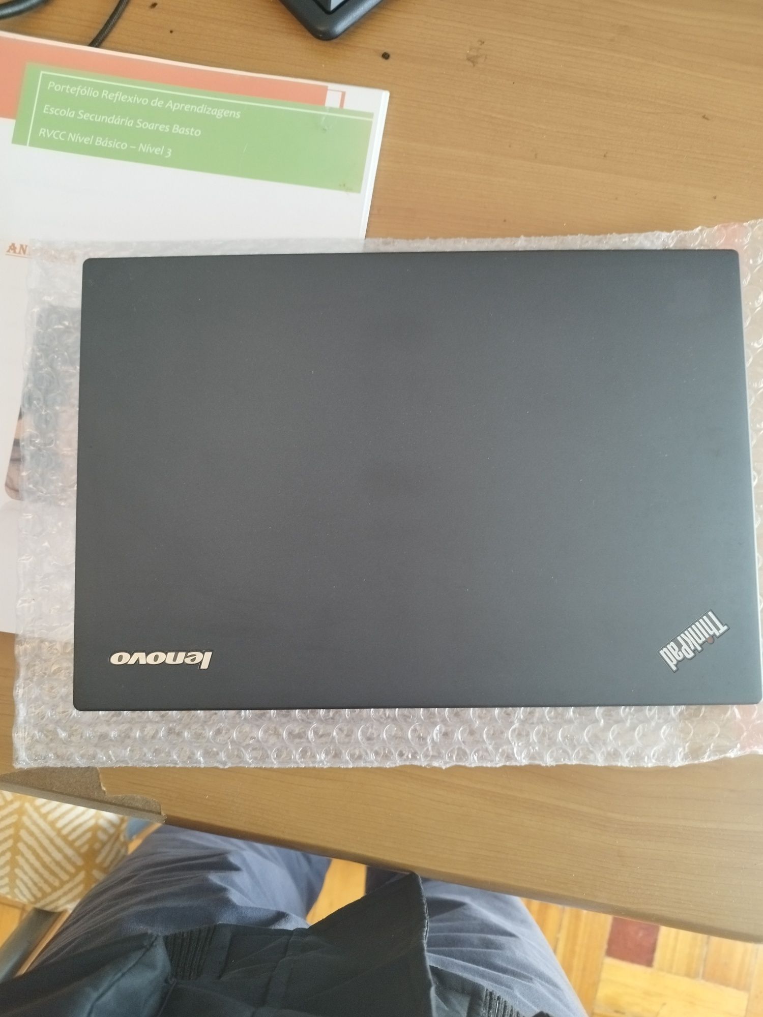 Lenovo Thinkpad 220€