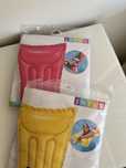 2 colchões insufláveis piscina INTEX