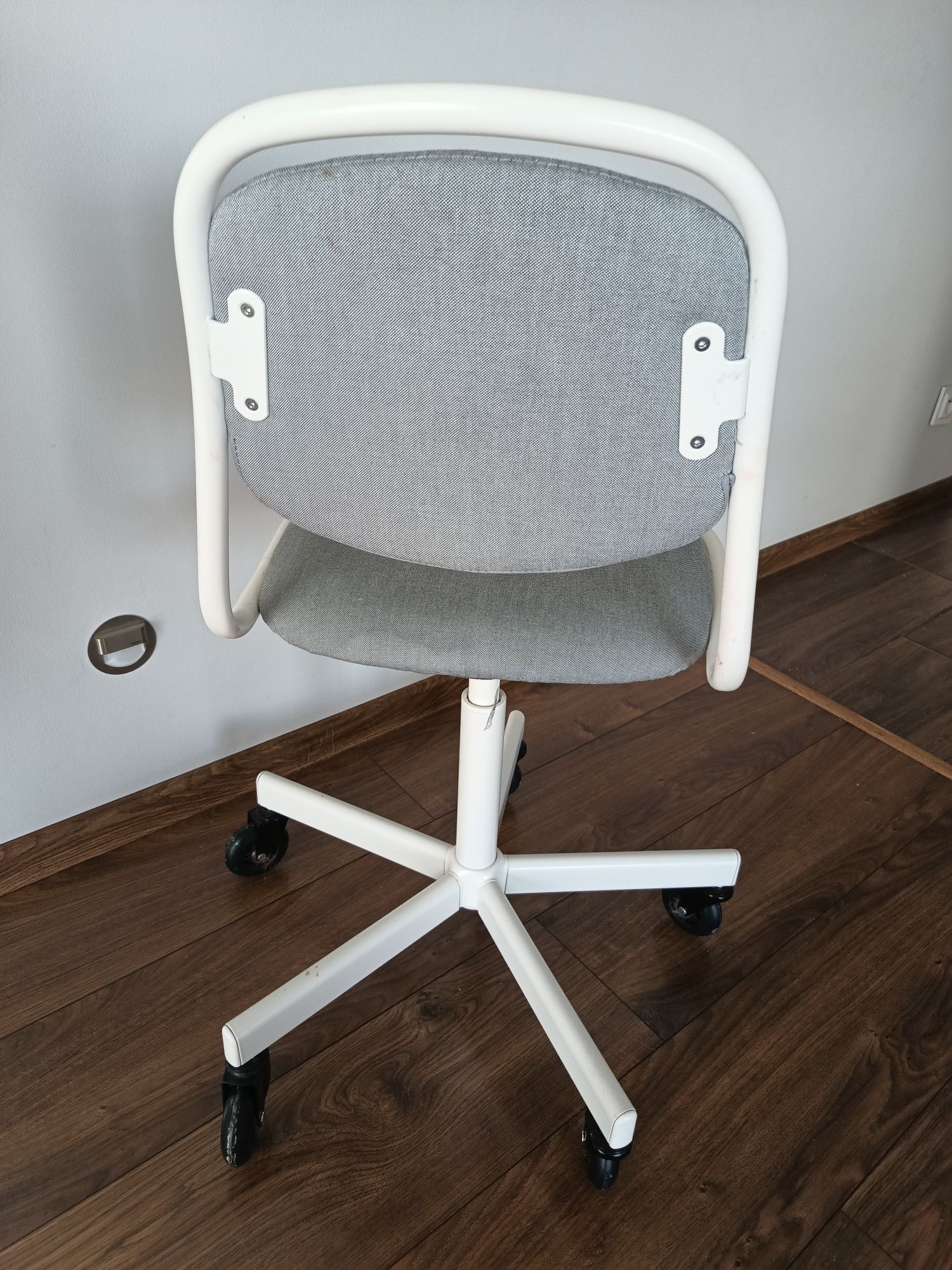 Krzesło obrotowe dziecięce, Ikea OFRJALL.