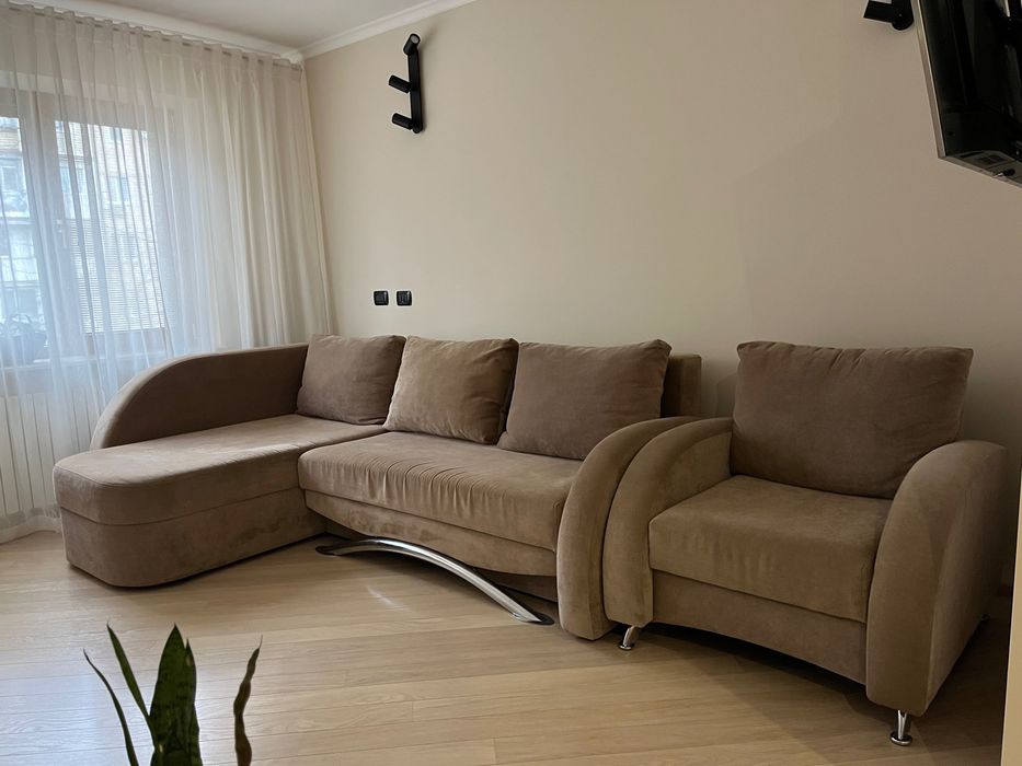 Диван кутовий з кріслом