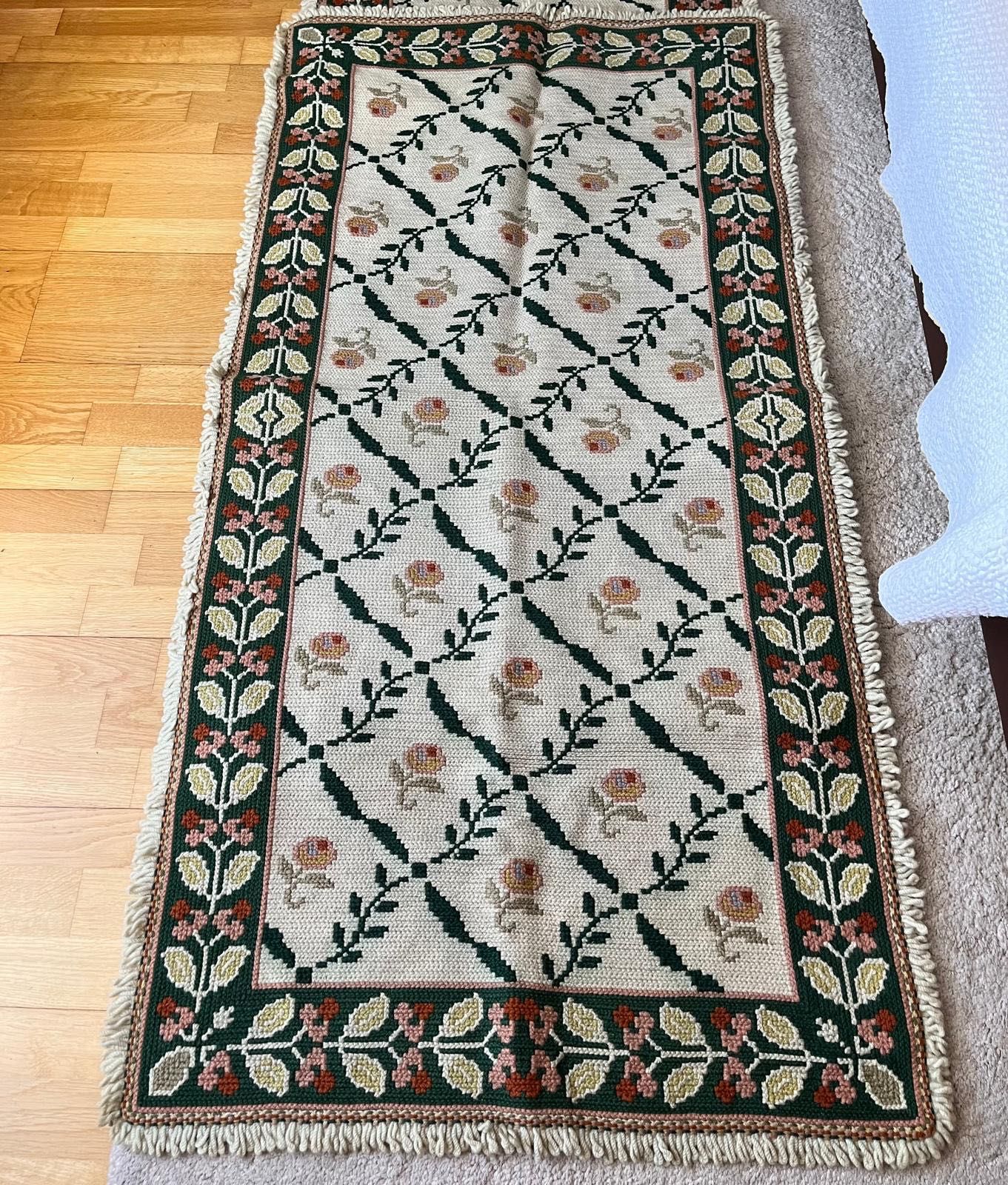 Conjunto de 3 Tapetes de Arraiolos, originais