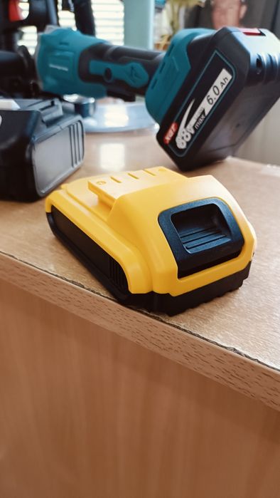 Акумулятор DeWalt для електроінструменту Аккумулятор девольт 20 21 24v