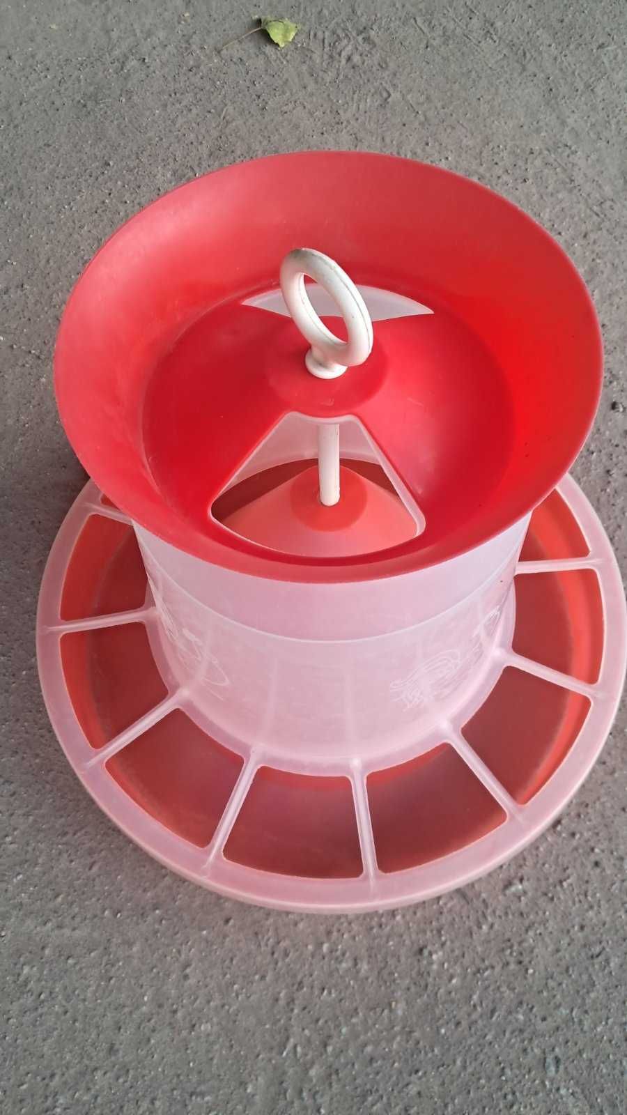 Продам кормушки для птицефабрик, курятников промышленных.
