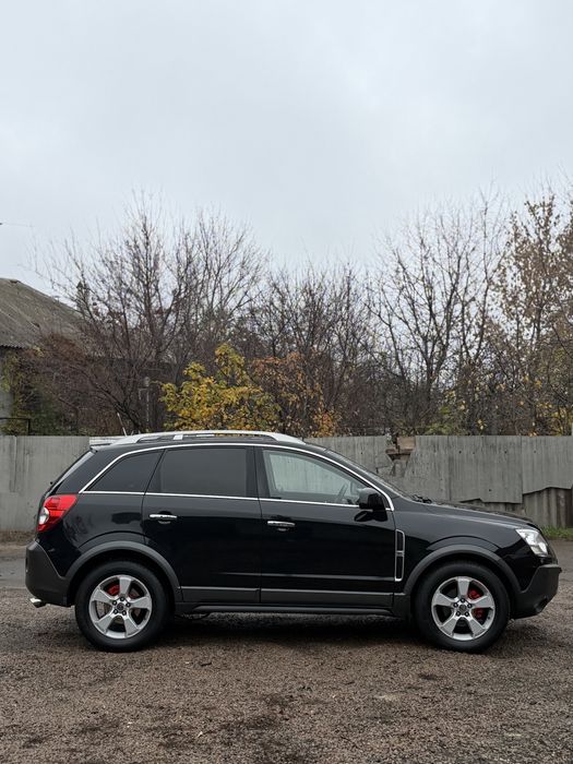 Opel Antara 2008 ГОД 2.0 дизель полный привод