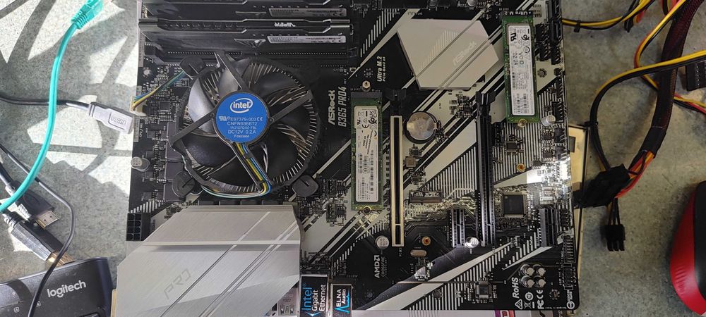 Sprzedam części do PC.