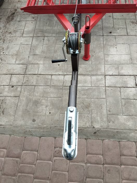 Підкат-евакуатор одновісьний.