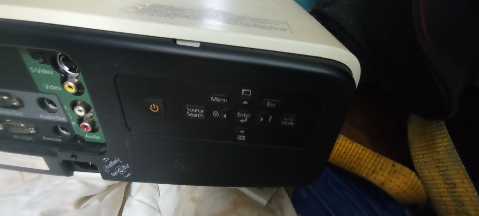 Projektor Epson EB-G6050W