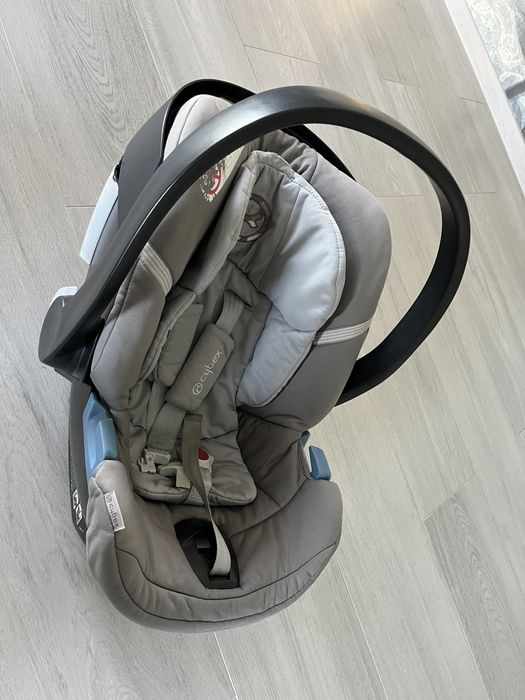 Fotelik 0-13 Cybex Aton 4 - szary - nosidełko z bazą