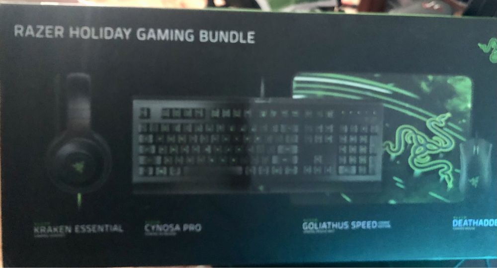 Комплект ігровий Razer Holiday Gaming Bundle