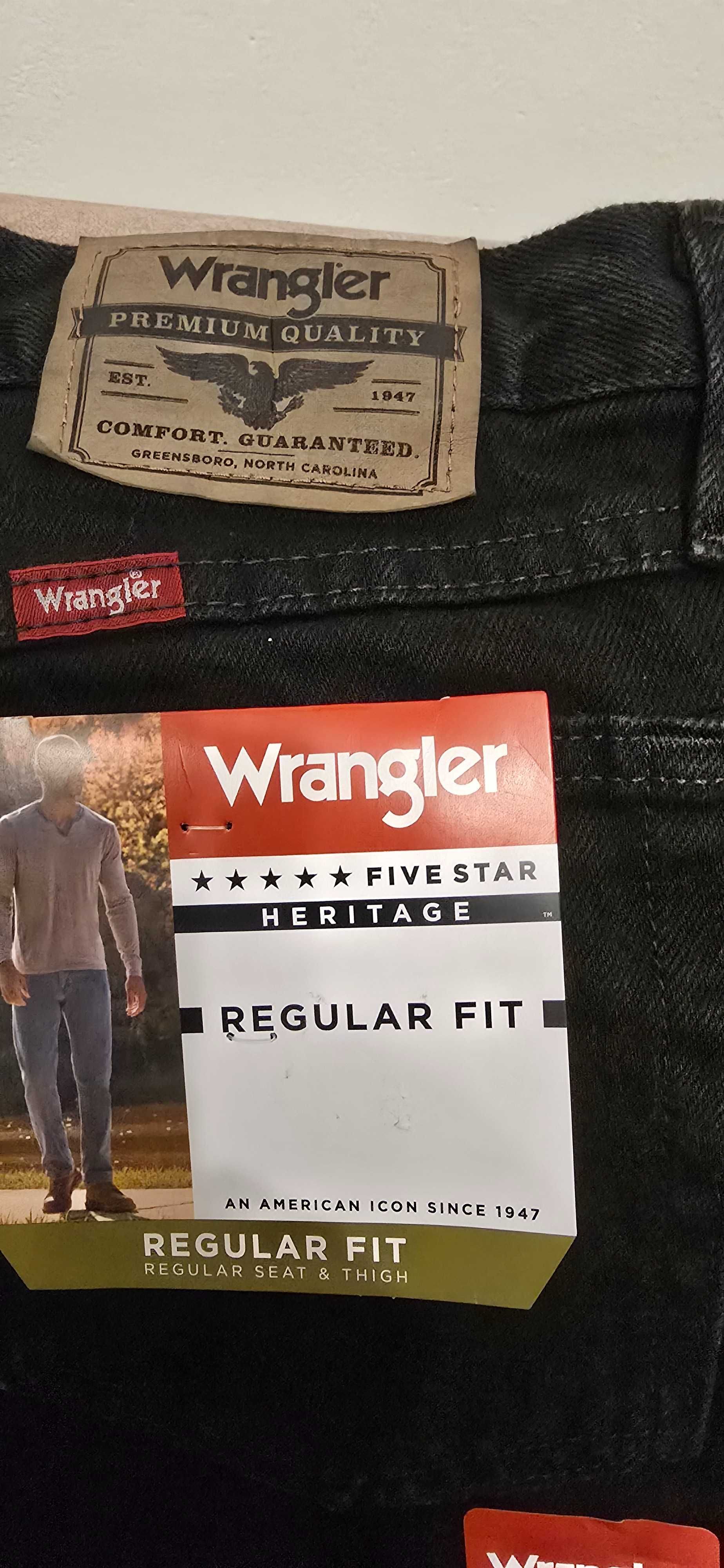 Spodnie jeansowe Wrangler.
