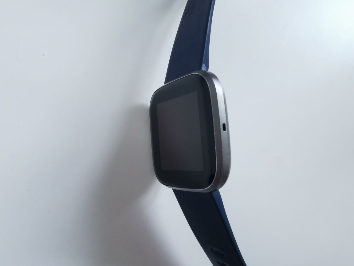 Smartwatch Fitbit Versa 2