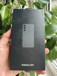 Telefon Samsung Galaxy S24 8 GB / 256 GB 5G czarny