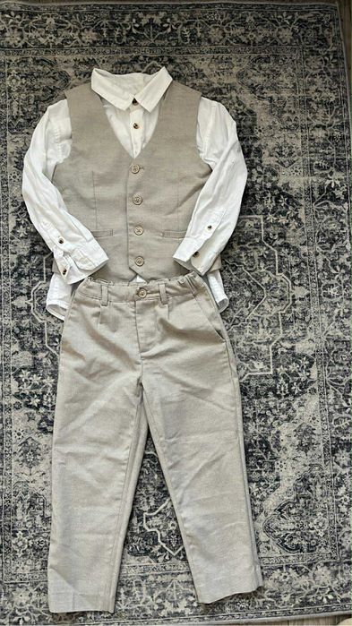 Stroj elegancki dla chlopca