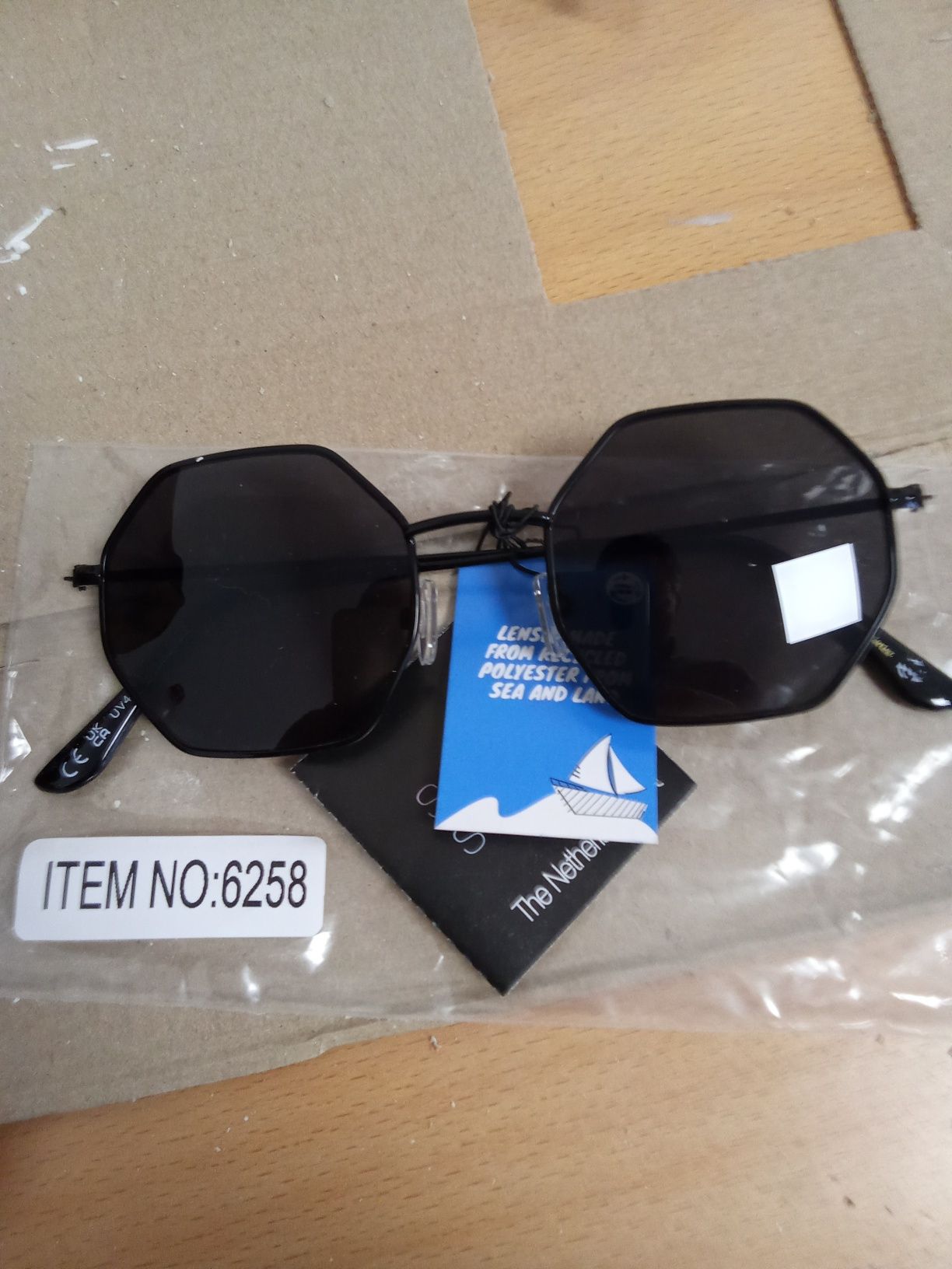 Vendo óculos de sol
