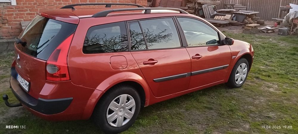 Рено Меган 2 .1.6 бензин