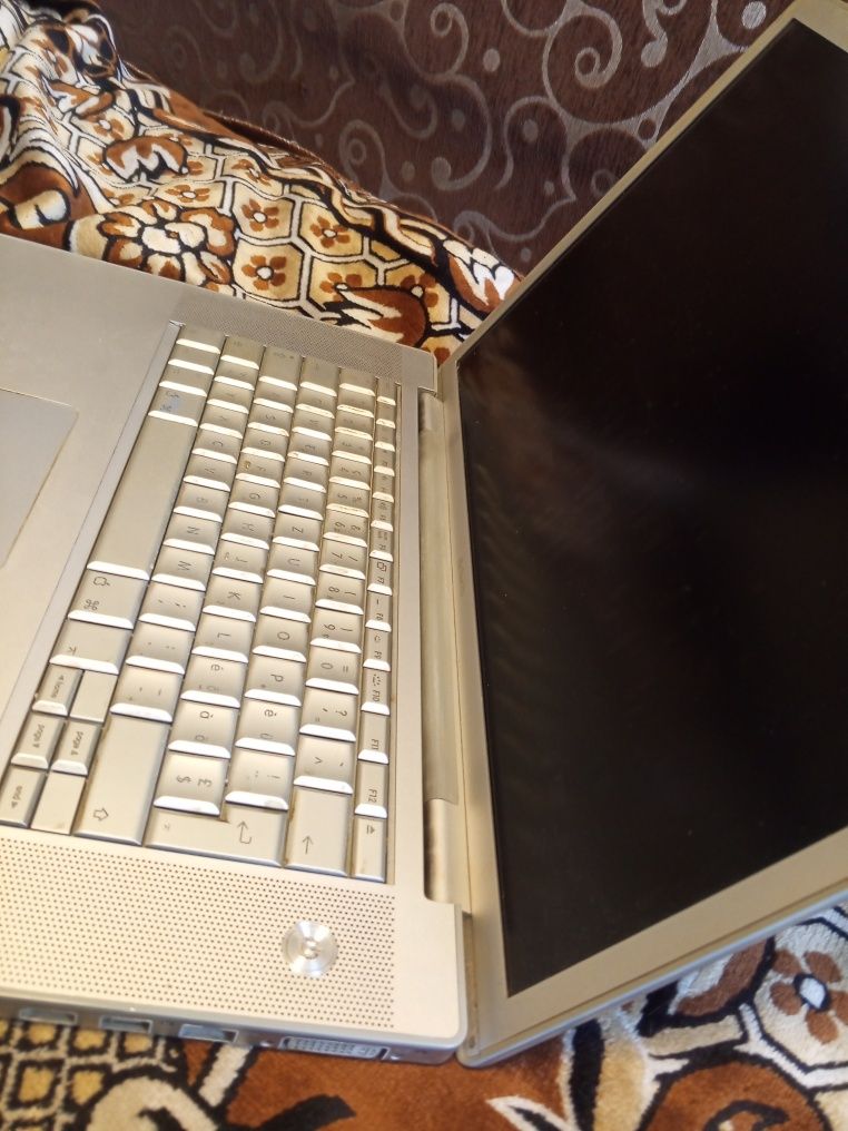 Продам Ноутбук на запчастини або під восстановление Apple MacBook Pro