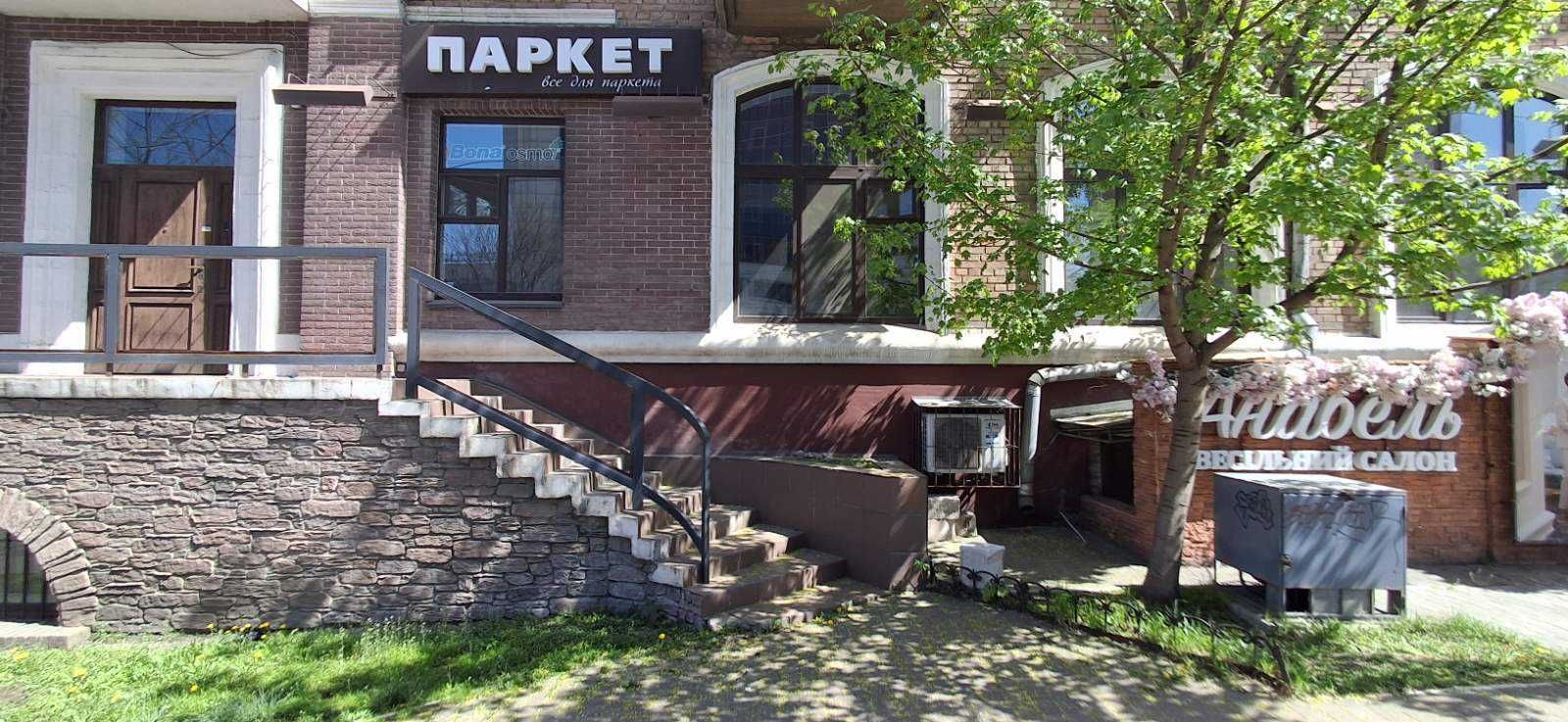 м. Лыбидская 50м 1 этаж Фасад S=150м2 Банк Магазин Клиника Шоу Аптека