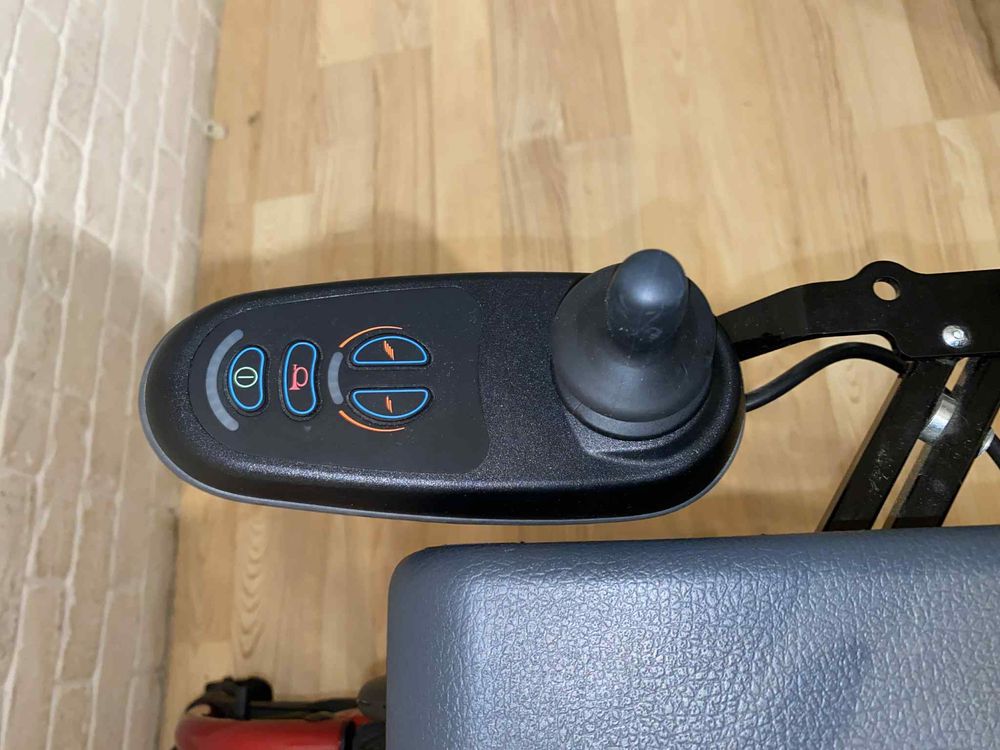 Wózek elektryczny inwalidzki
