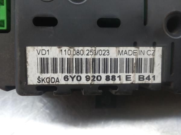 Quadrante / painel de instrumentos SKODA Fabia I Break (6Y5)