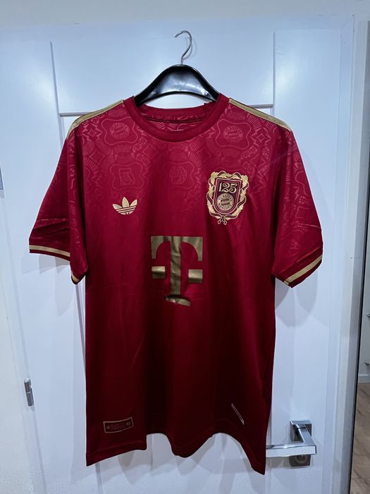 Bayern Munchen 125-lecie