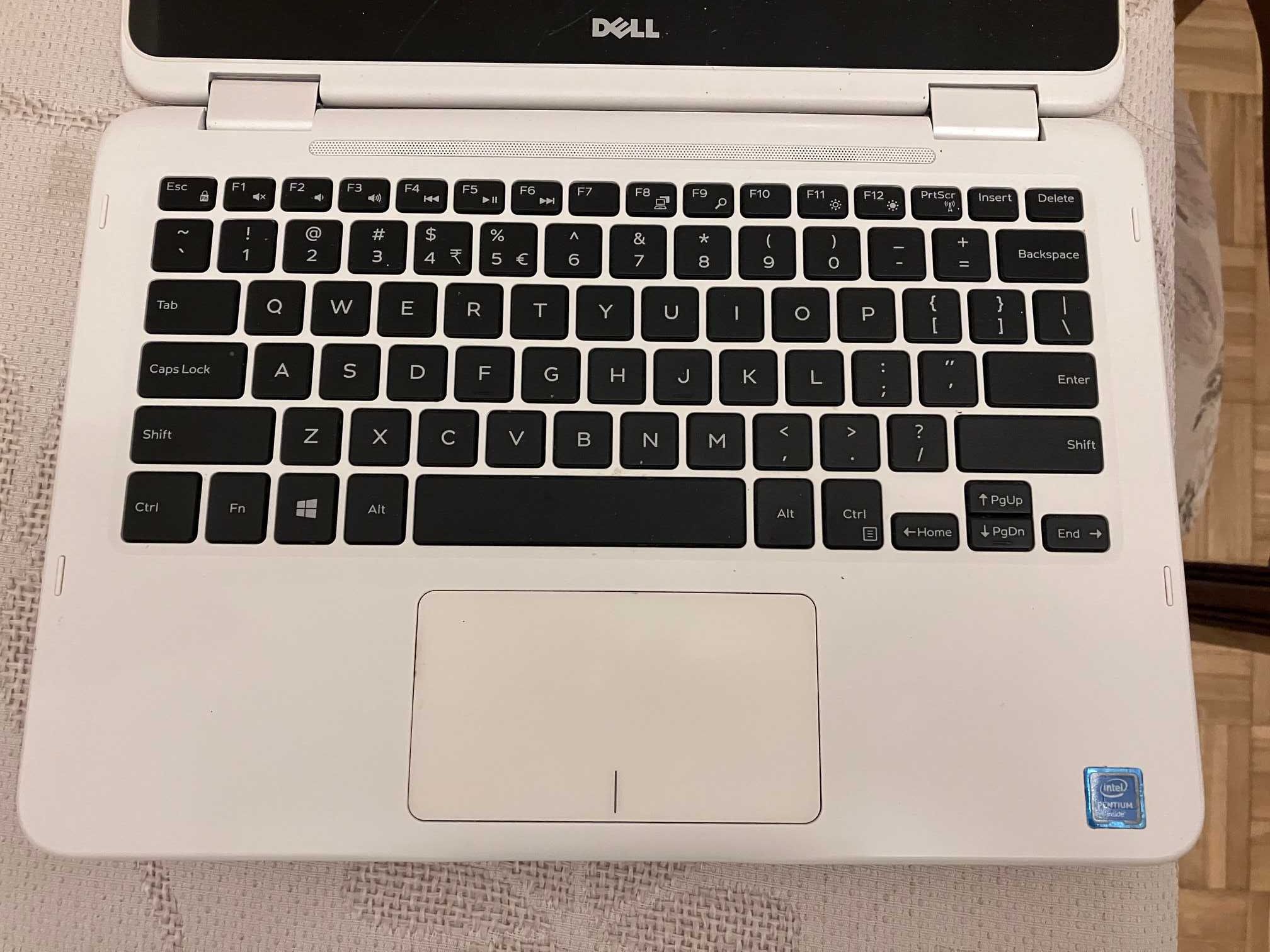 Dell Inspiron P25T kompletna obudowa z klawiaturą i osprzętem