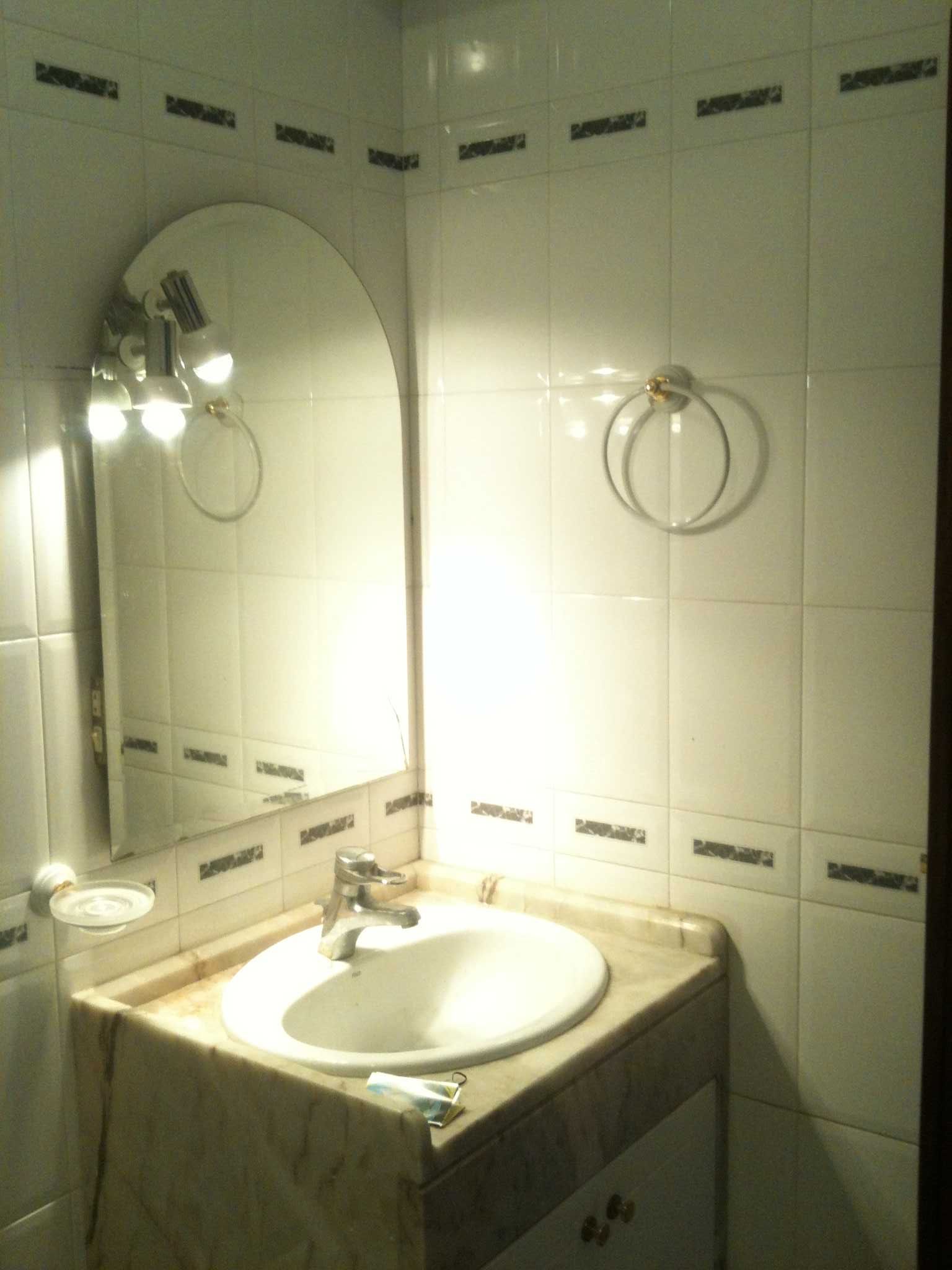 quarto suite junto ao metro alto dos moinhos linha azul