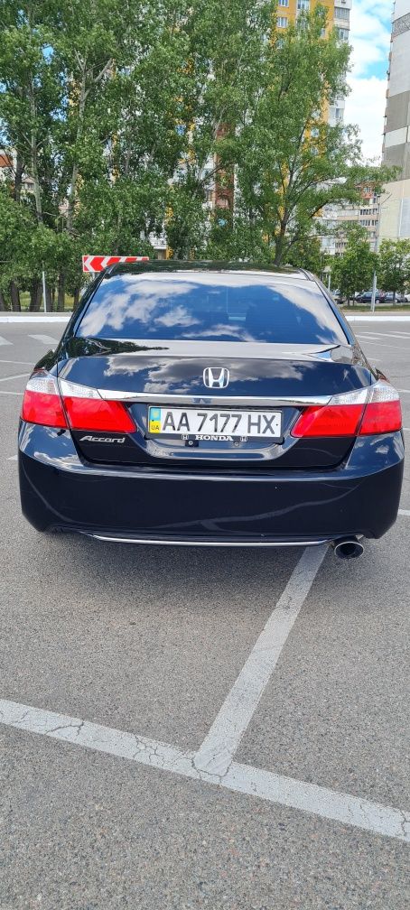 Автомобиль Honda