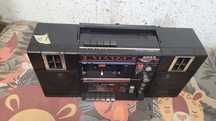 Radiomagnetofon Usher