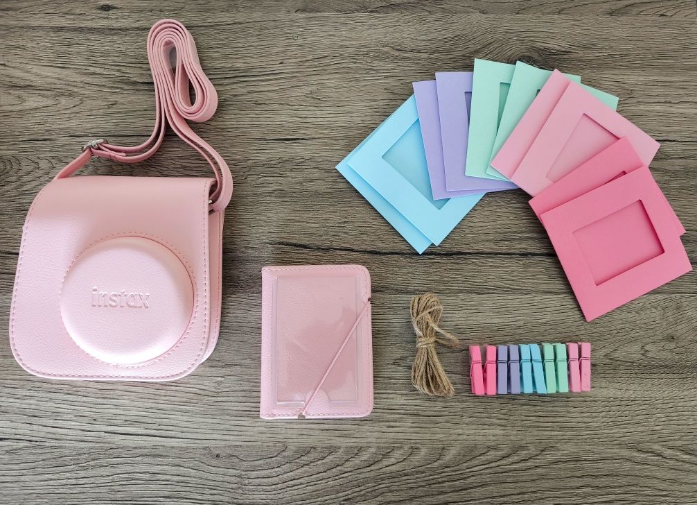 NOWY! Sprzedam Nowy Zestaw akcesoriów do Instax 11 mini!