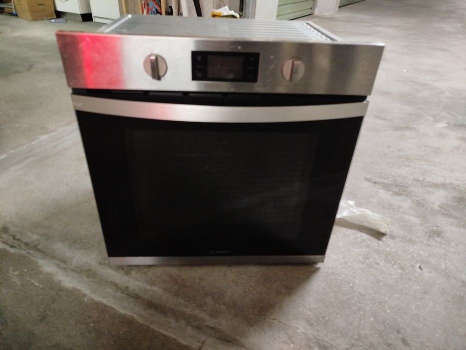 Forno Indesit a funcionar 100%