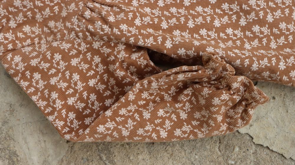 Sztruksowa bluzka Zara 62 cm karmelowa kwiaty jesienna