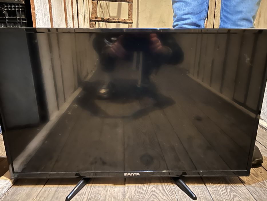 Telewizor  jak nowy Manta 32 cale